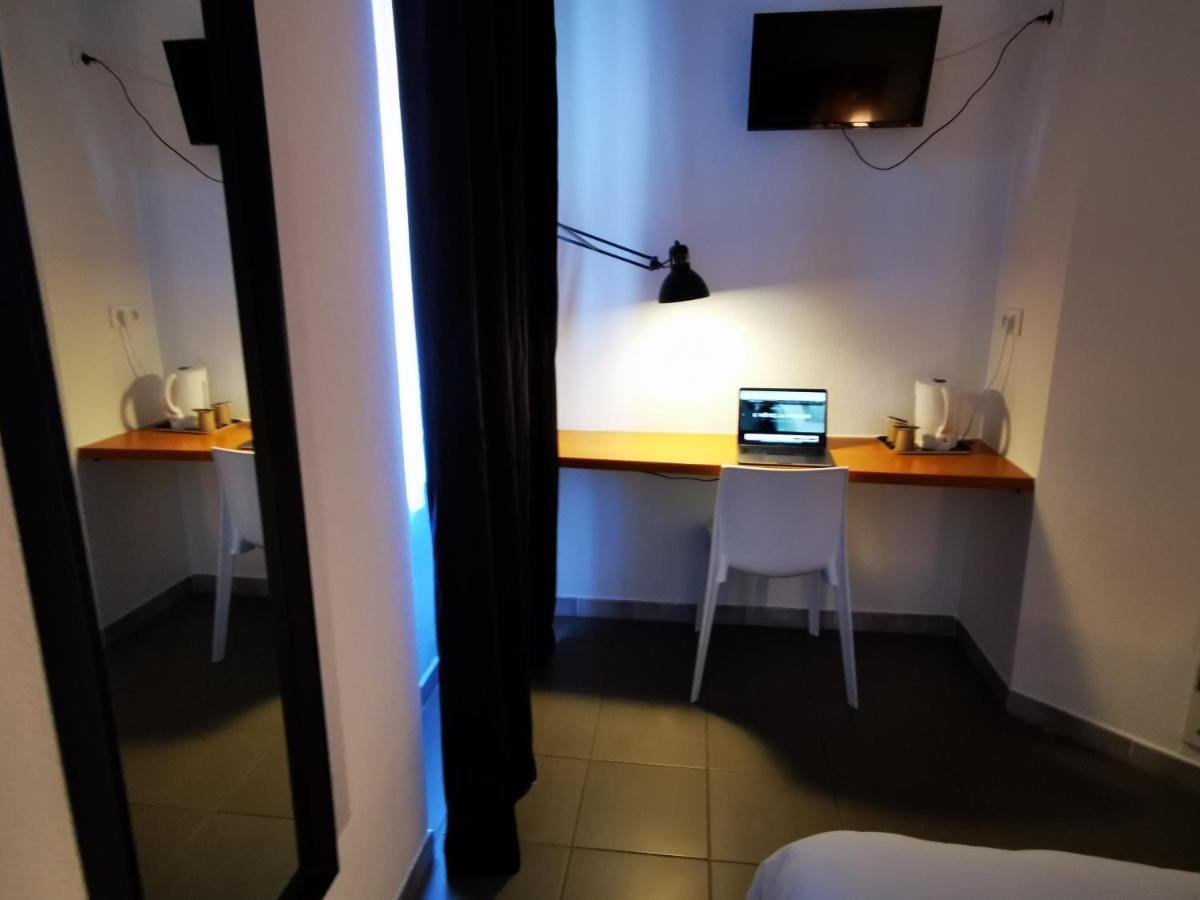 Hotel Le Ponson Aubenas Ngoại thất bức ảnh