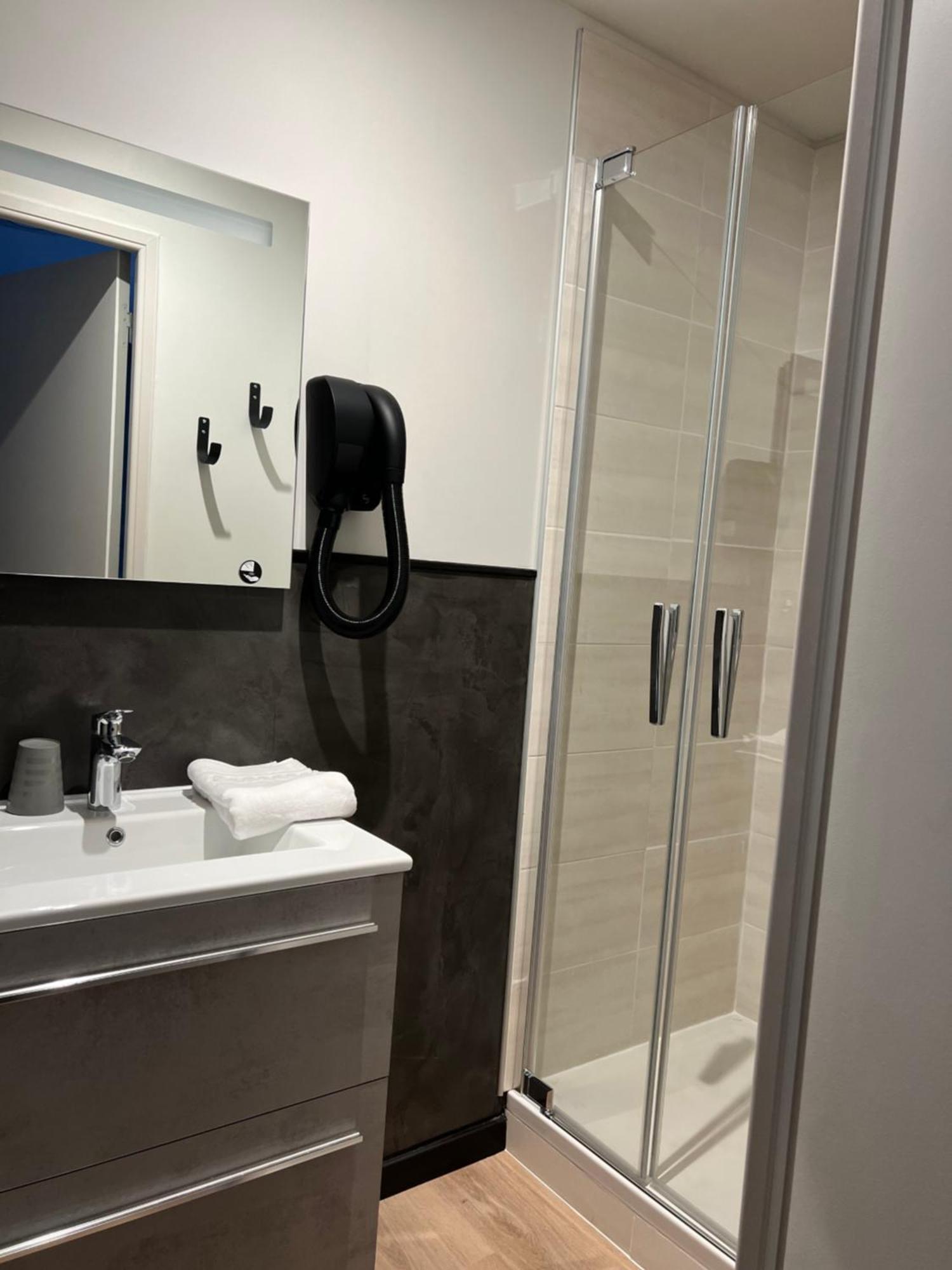 Hotel Le Ponson Aubenas Ngoại thất bức ảnh