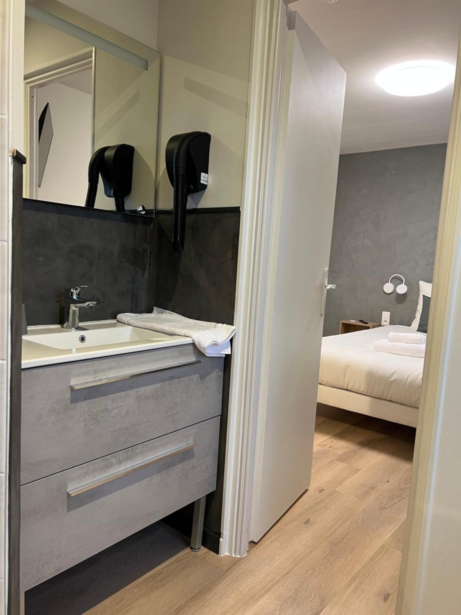 Hotel Le Ponson Aubenas Ngoại thất bức ảnh