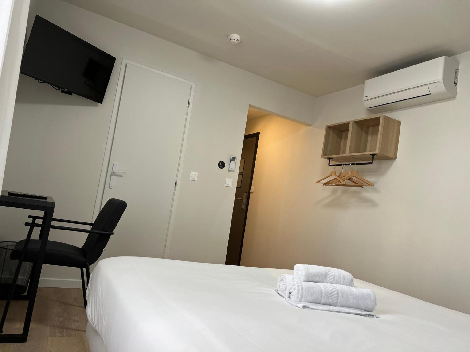 Hotel Le Ponson Aubenas Ngoại thất bức ảnh