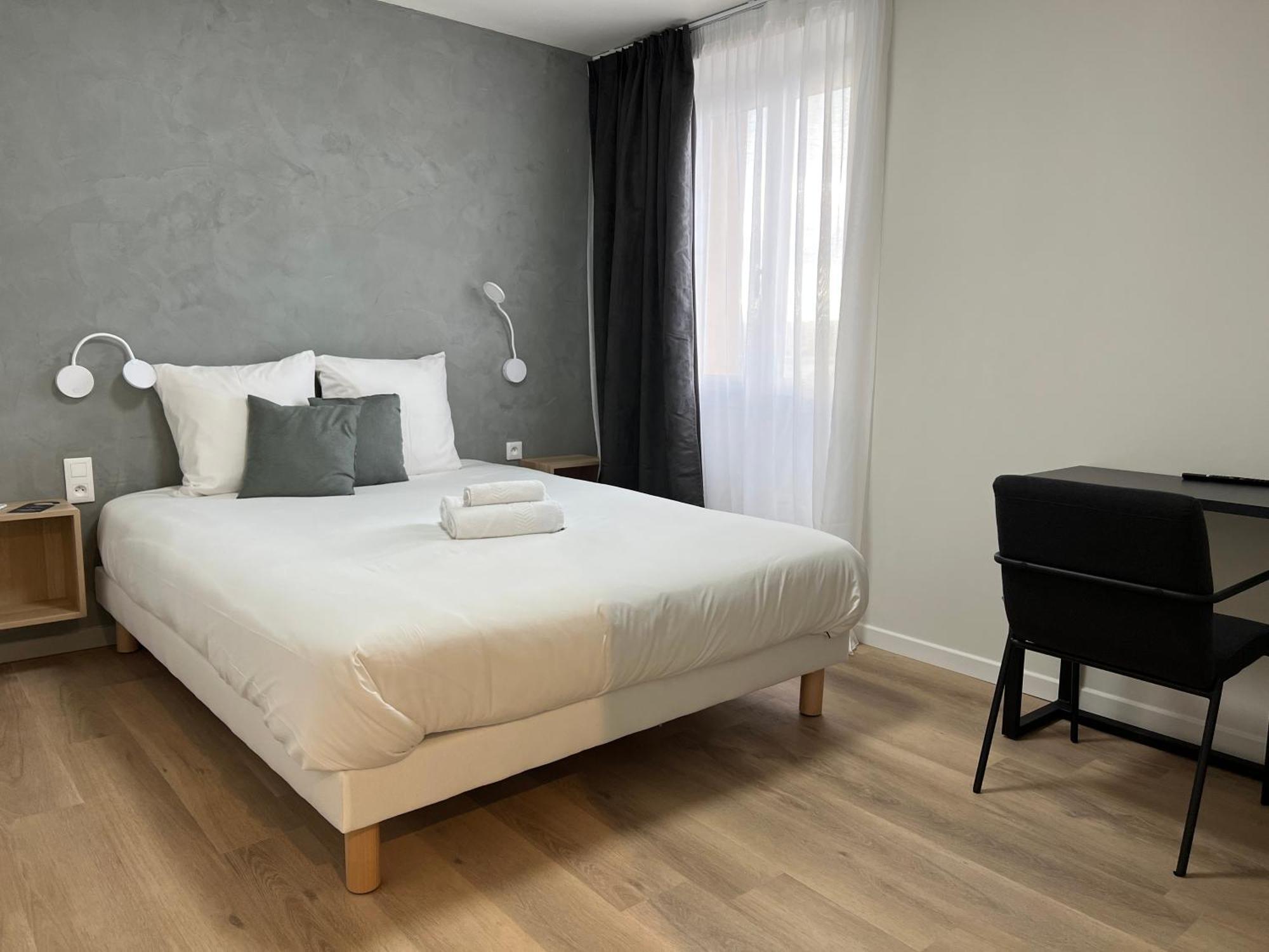 Hotel Le Ponson Aubenas Ngoại thất bức ảnh