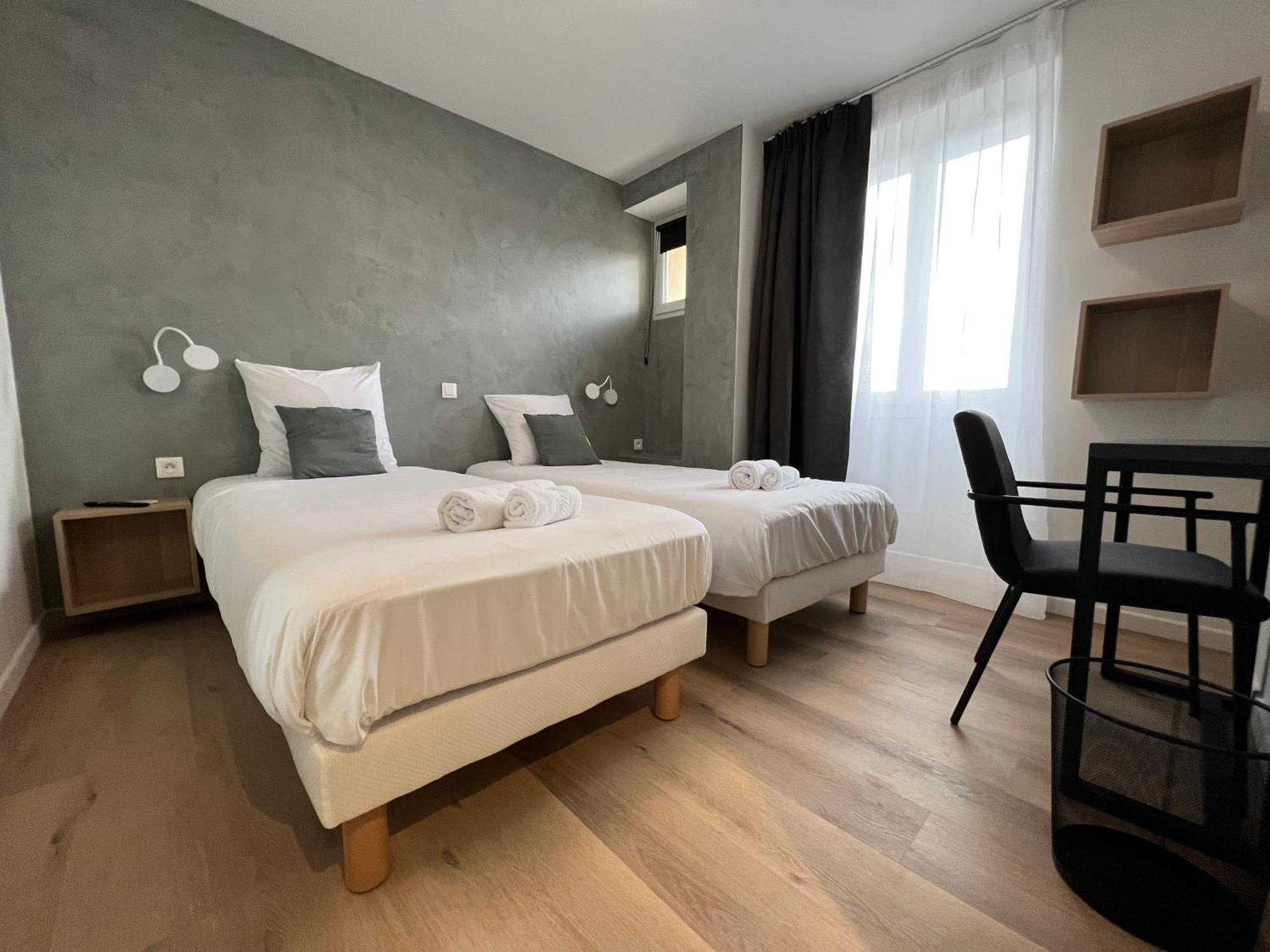 Hotel Le Ponson Aubenas Ngoại thất bức ảnh